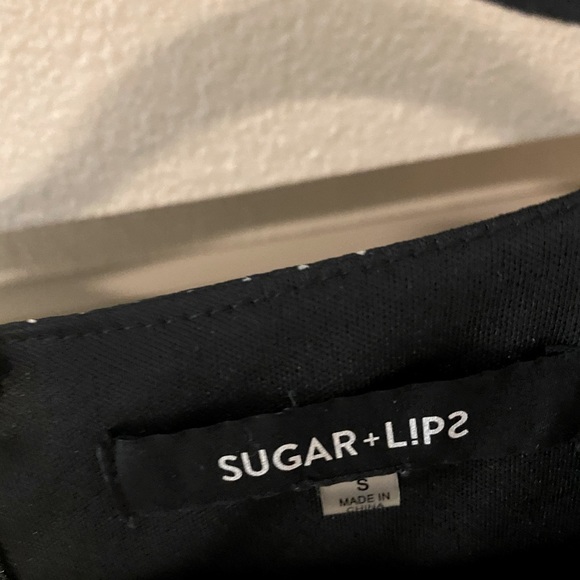 Sugar Lips- size S, black polka dot dress with ruffles - Picture 4 of 4